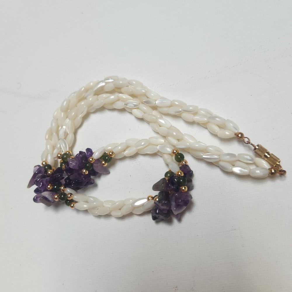 Vintage Mother of Pearl Amethyst Jade Chip Multi Strand Necklace Gold Tone Clasp - Picture 14 of 15